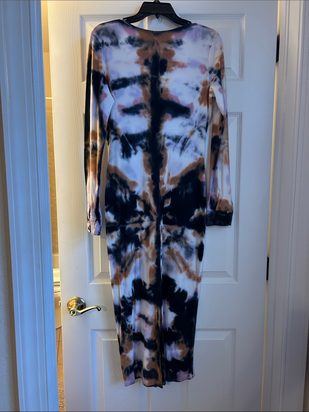 YFB-Tie-Dye Long Sleeve Maxi Dress in Black, Brown, Pink & Cream-M - Picture 6 of 7